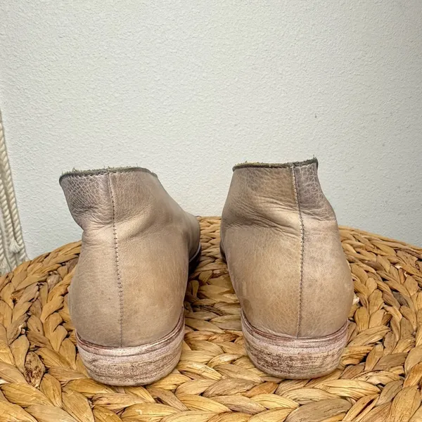 Free People Royale Flats size 37.5 Taupe Leather cut out D’orsay shoes women’s - Image 4