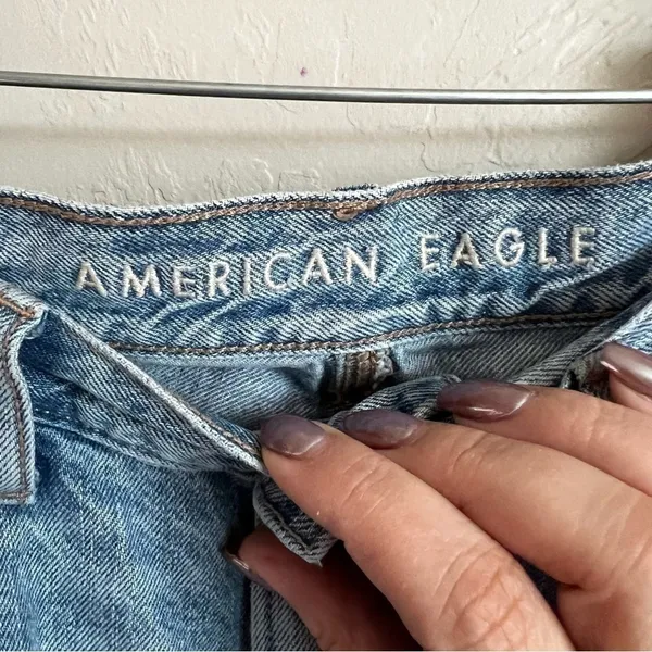 AEO Relaxed Mom‎ Jean Distressed Denim Jeans - Image 6