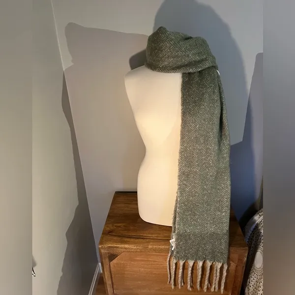 Free people blanket scarf - Image 9