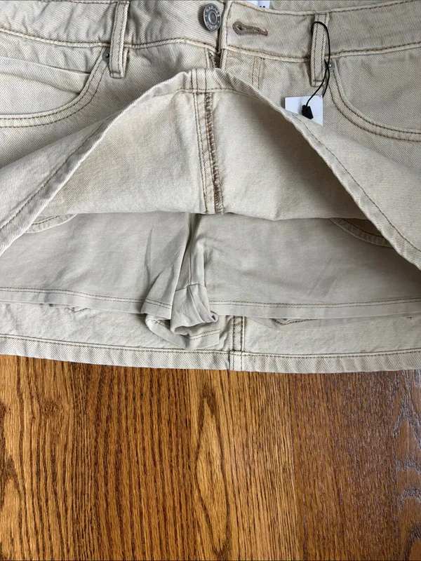NWT Garage Cream Denim Mini Skirt Size Medium - Image 4