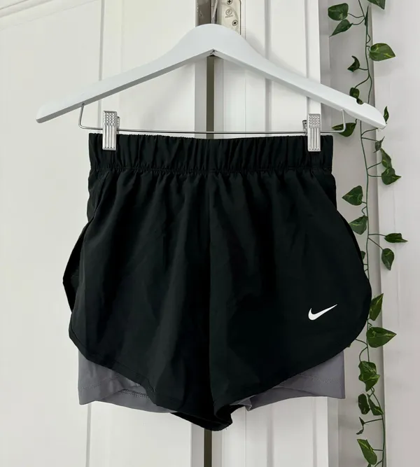Nike Shorts - Image 2