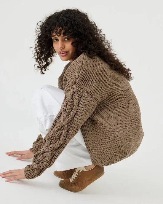 Charlotte Russe Chunky brown knit button down cardigan. Size Medium - Image 3
