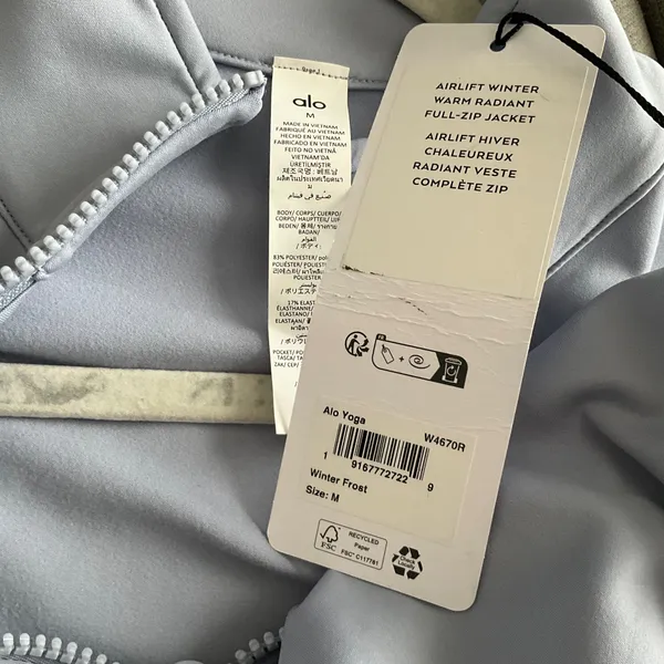 Alo Yoga Airlift Winter Warm Radiant Full-Zip Jacket Winter Frost M - Image 3