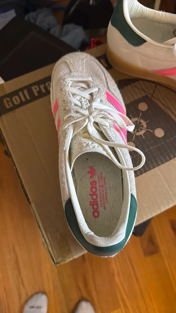 adidas Wmns Gazelle Indoor 'Off White Lucid Pink' - Image 2