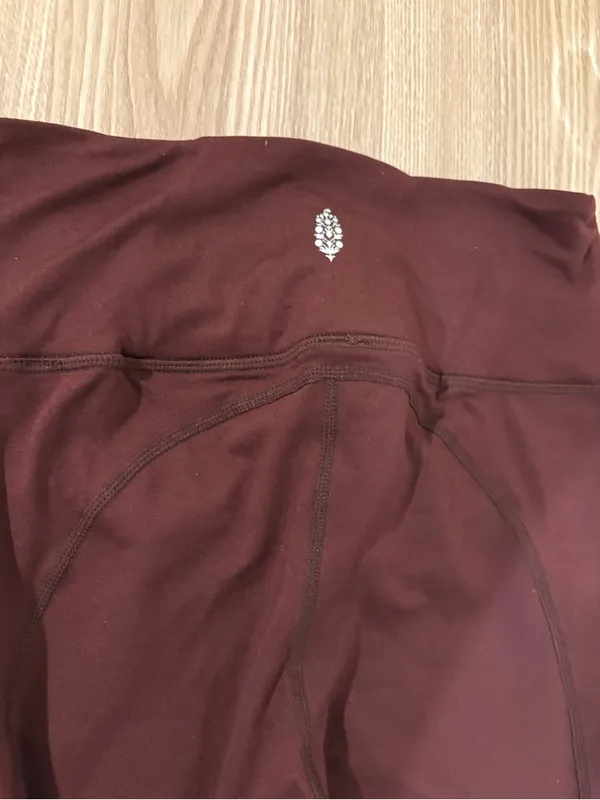 Free People Leggings in Color Espresso Size Medium Brand New - Image 6