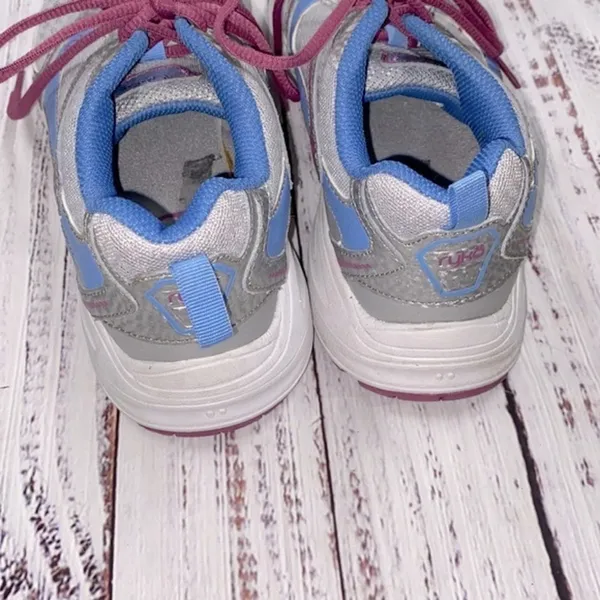 Ryka tennis shoes size 8 - Image 4