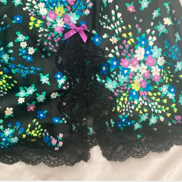 Victoria’s Secret Y2K Satin Floral Slip Dress Lace Trim Size Medium - Image 3