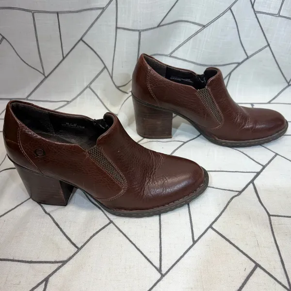 Born Leather Heeled Booties Size 10 Brown Pebbled Block Heel Slip On Ankle Boots - Image 2