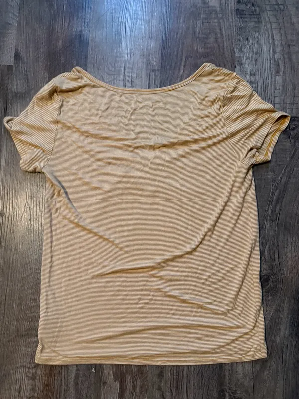 American Eagle Tshirt - Image 3