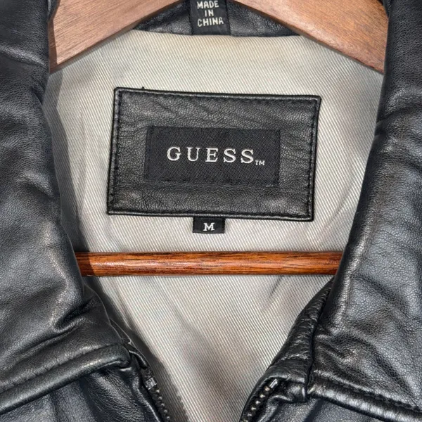 GUESS 100% Leather Jacket Womens Medium Black Zip Front Moto Biker Y2K Aesthetic - Image 2