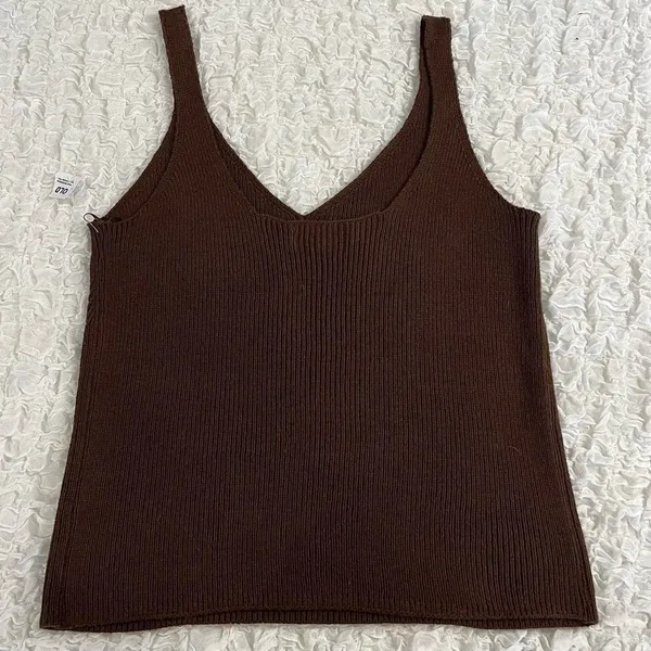 Old Navy BROWN KNIT TANK TOP - Image 7