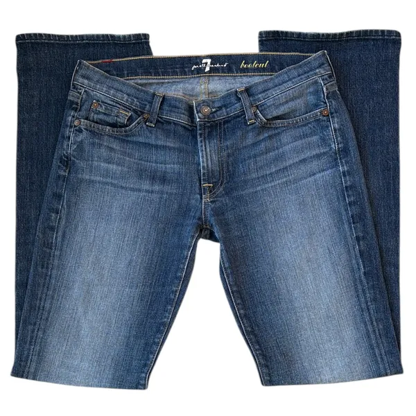 EUC 7 For All Mankind Bootcut Jeans Size 31 Tall Inseam - Image 2