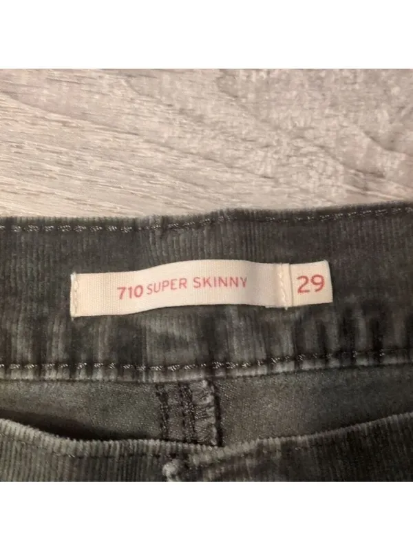 Levi's 710 super skinny corduroy jeans size 29 - Image 2