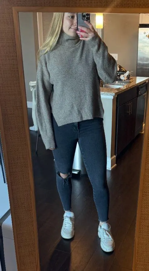 Abercrombie Classic Easy Turtleneck Sweater - Image 3