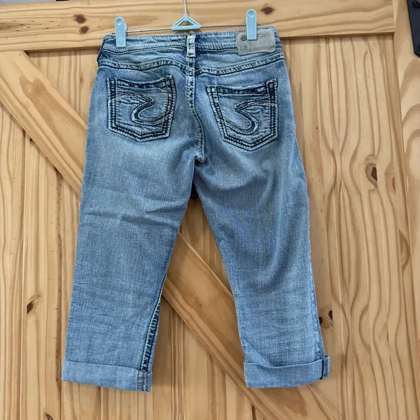 Silver Jeans Capri size 26/L31 - Image 3