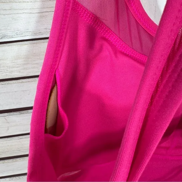 Fabletics Tropez Sleeveless Open Racer Back Athletic Dress Magenta Pink‎ Small - Image 11