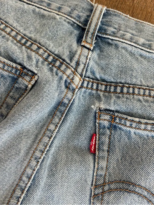 levi’s wedgie straight leg jeans raw hem button fly - Image 5