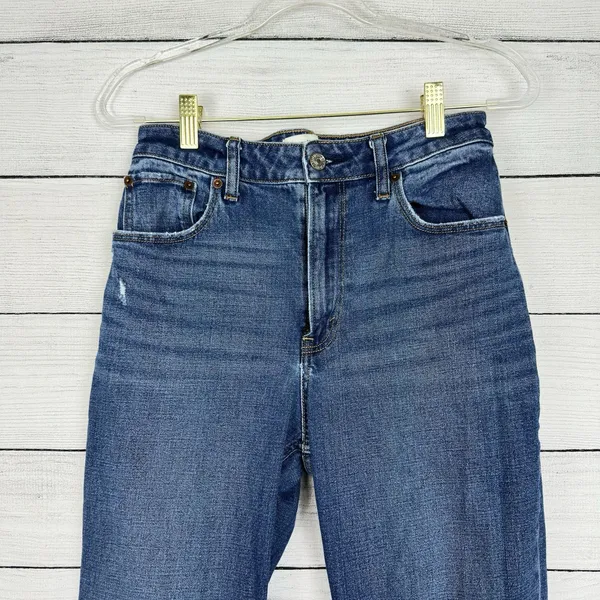 Abercrombie & Fitch The Mom High Rise Curve‎ Love Jeans Size 26 / 2 Distressed - Image 2