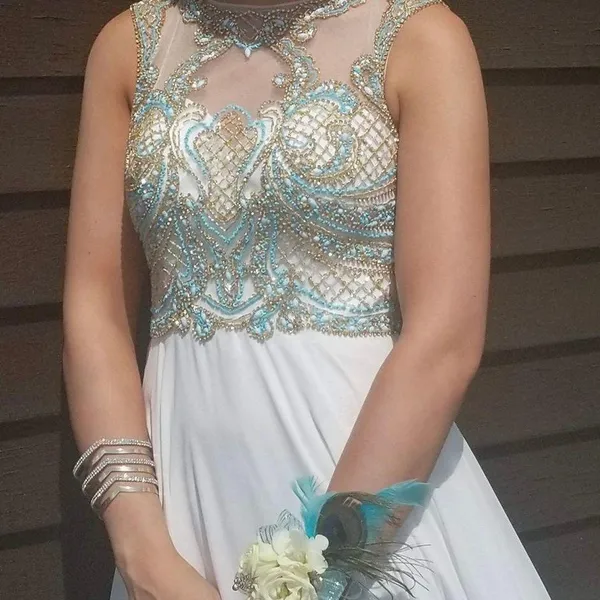 Sherri Hill Prom Gown - Image 2
