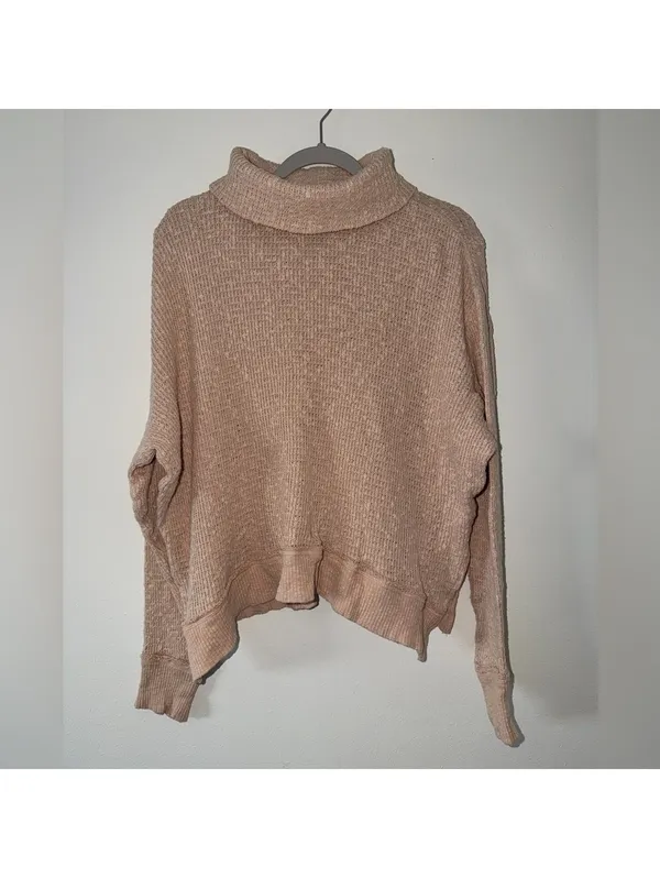 Free People We the Free Tommy Neutral Minimalistic Turtleneck size medium - Image 5