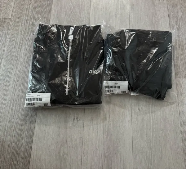 Alo Yoga Sweatshirt set XS - Image 4
