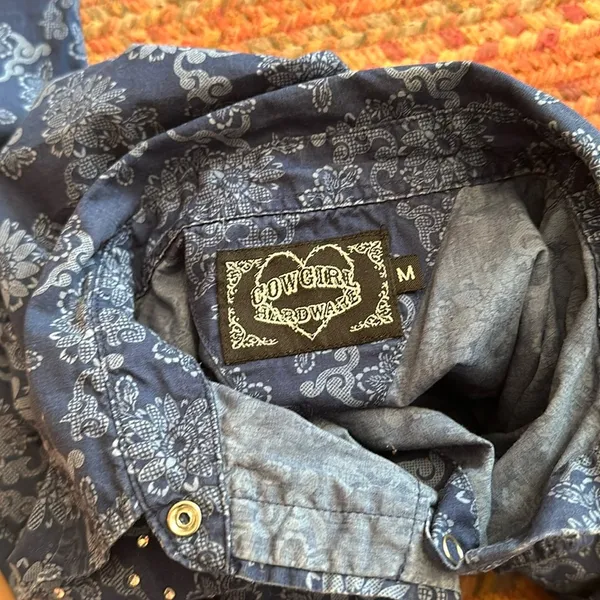 Vtg Cowgirl Hardware Blue Flower Print Rhinestone Pearl Snap Long Sleeve - Image 2