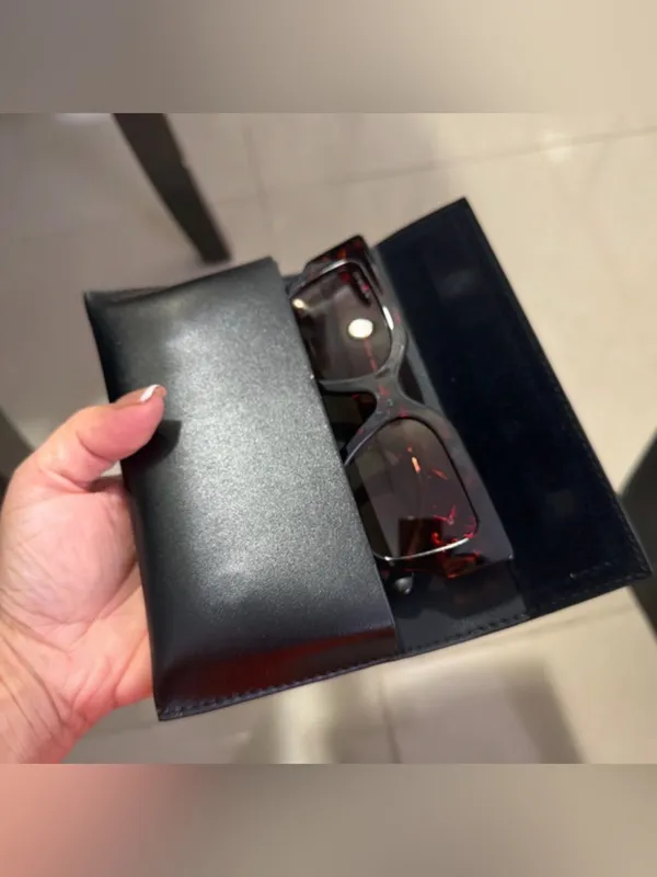 Off-White Tortoiseshell Square Sunglasses with Green Lenses - Image 6