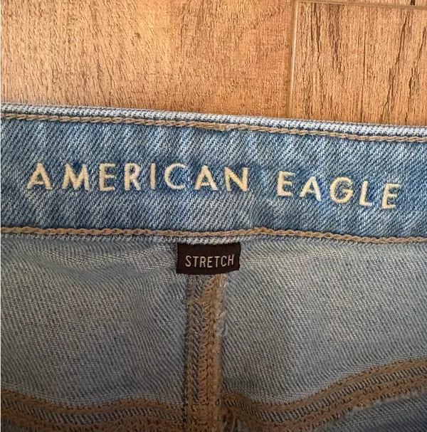 American Eagle Outfitters Mom Jeans - Image 5