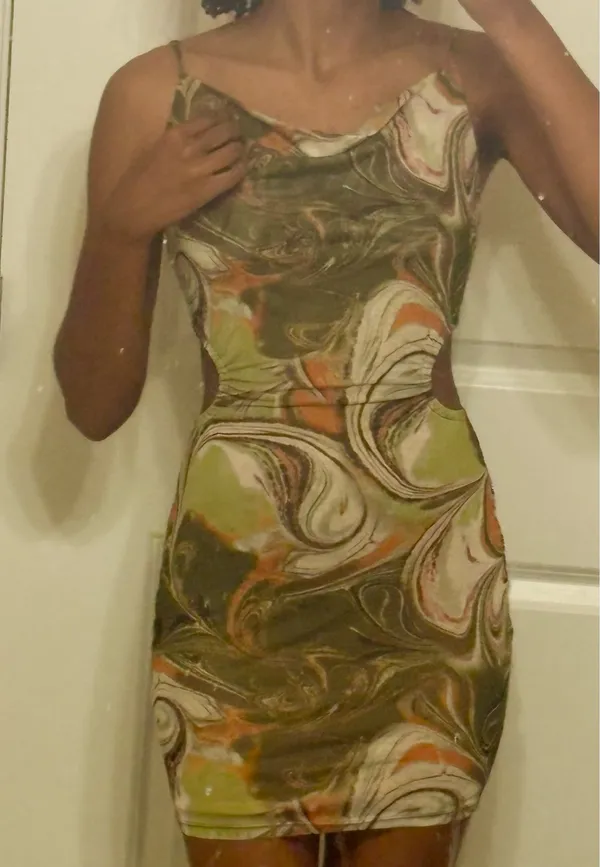 Spaghetti Strap Dress Green - Image 2