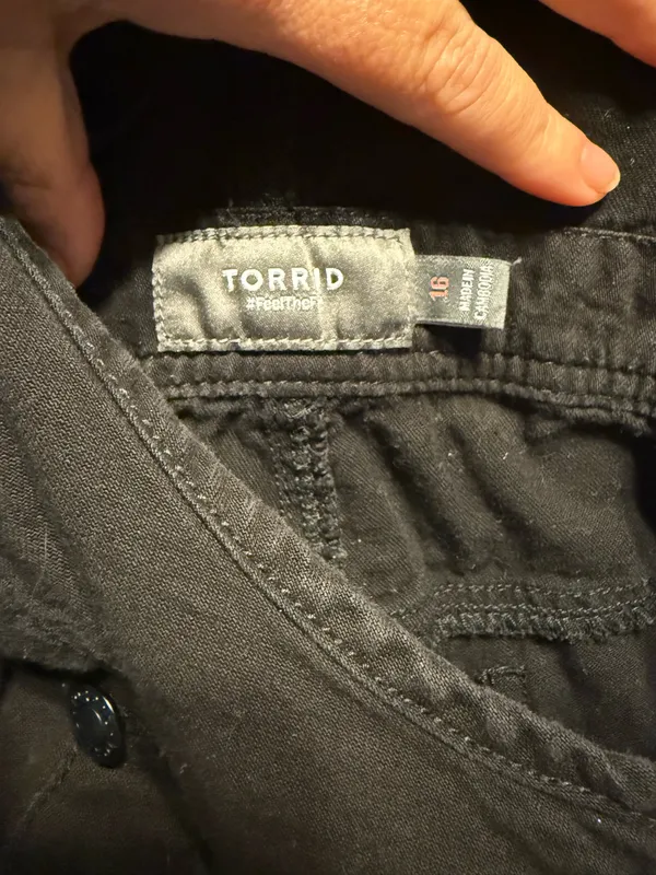 Torrid overall shorts  - Image 7
