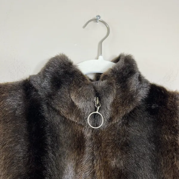 Women's Faux Fur Vest Full‎ Zip Ann Taylor Luxury Mock Neck Small - Image 7