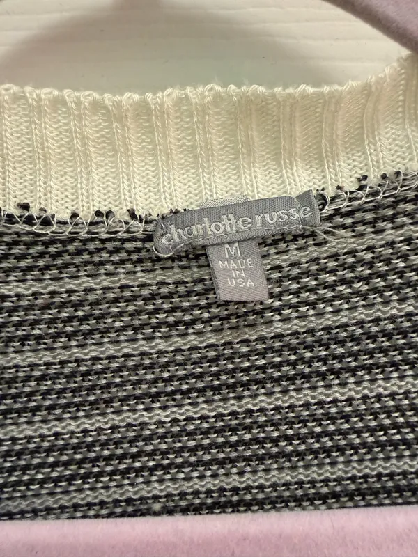 Charlotte Russe Women's Geometric Patterned Cardigan Sweater - Image 3