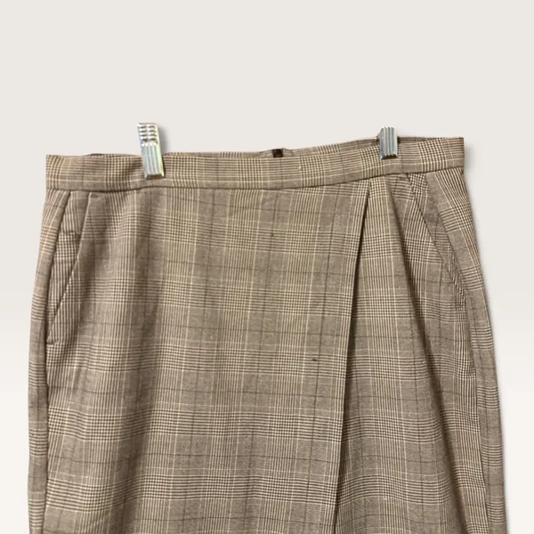 Banana Republic Plaid Wrap Front Skirt Size 6 Brown Tan Knee Length Officecore - Image 2