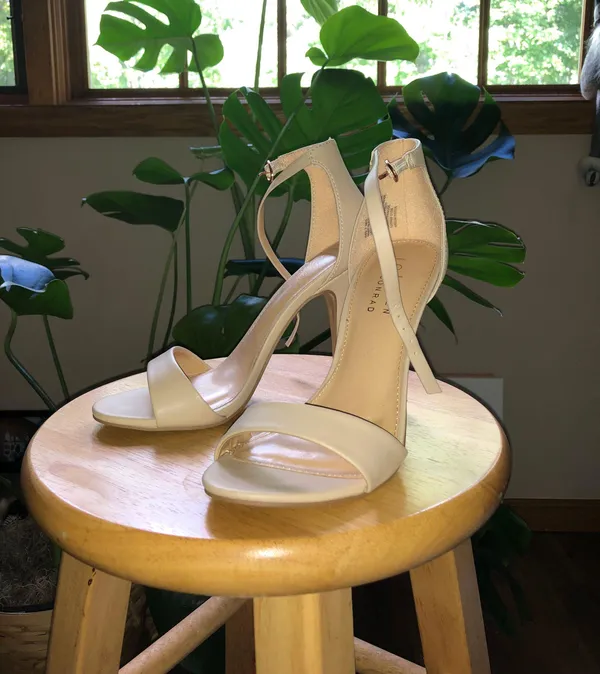 Lauren Conrad Nude Heels Tan Size 7 - Image 2
