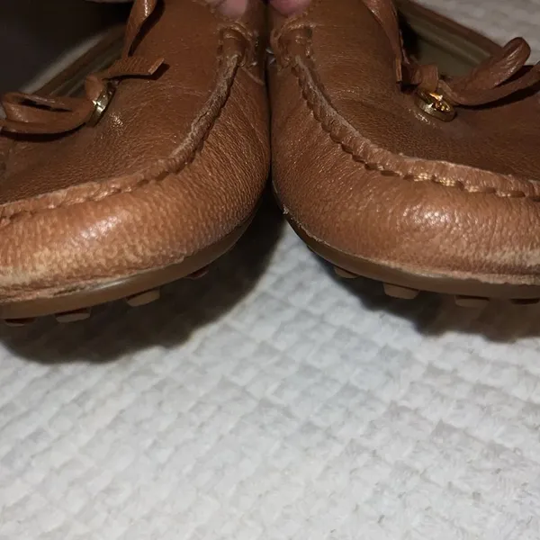 Michael Kors cute tan leather loafers! - Image 7