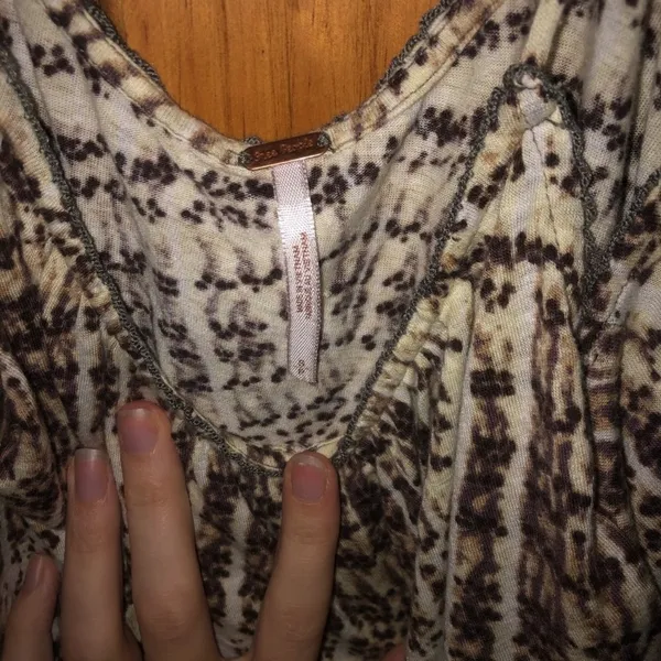 Free People flowy tank top size small! - Image 5