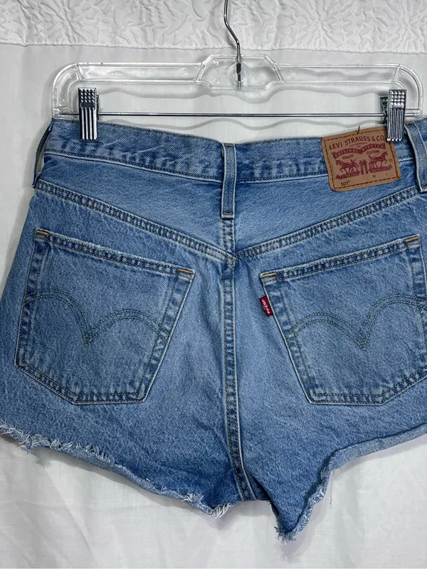 Levi’s 501 Distressed Cutoff Denim Shorts High Rise Button Fly Light Wash - Image 4