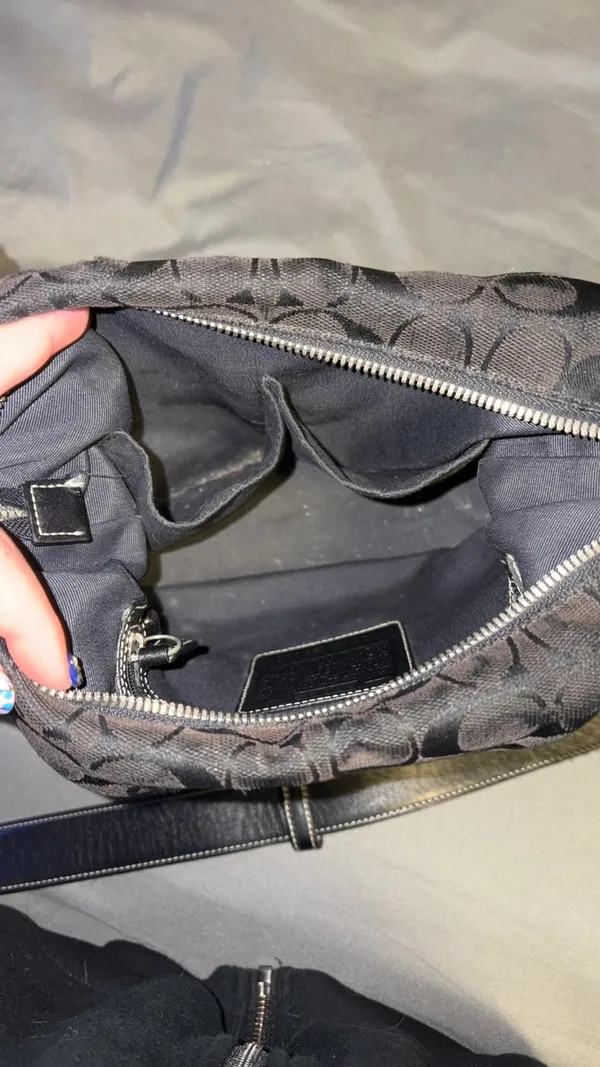 Vintage Coach Crossbody Bag - Image 8