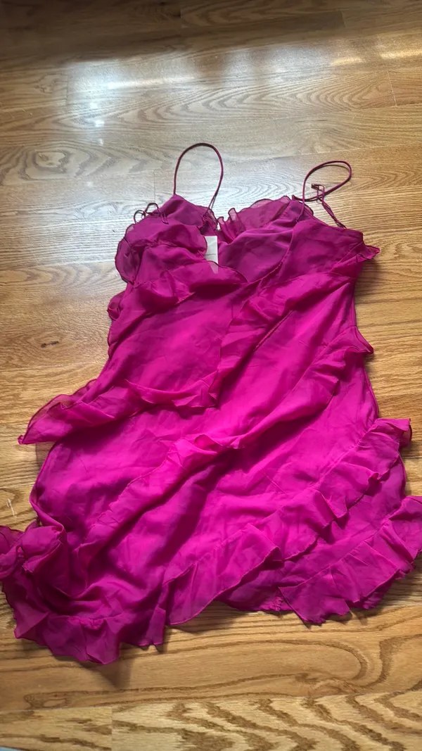 Abercrombie pink ruffle dress size large - Image 2