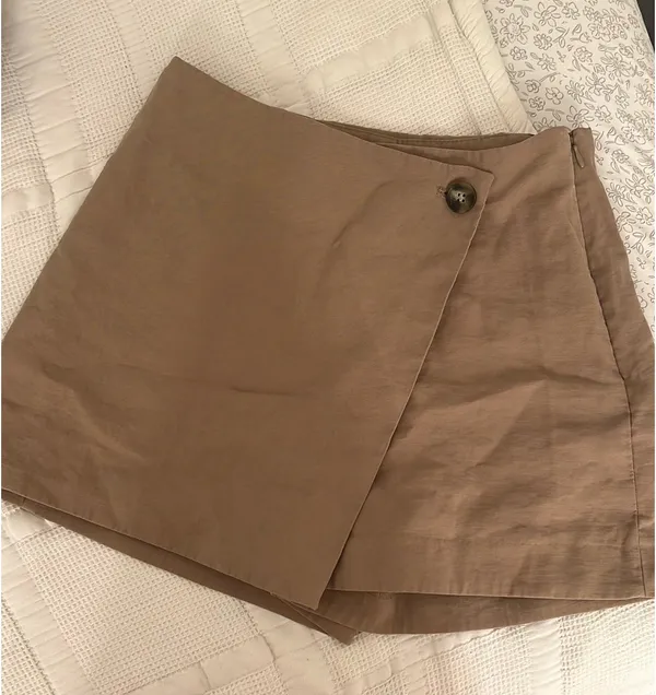 H&M skort  - Image 2