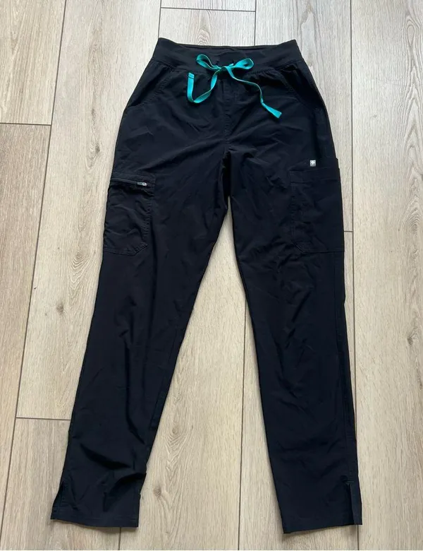 FIGS Yola Free X Lined Scrub Pants Black STYLE W23SW2007T Size Small Tall - Image 12