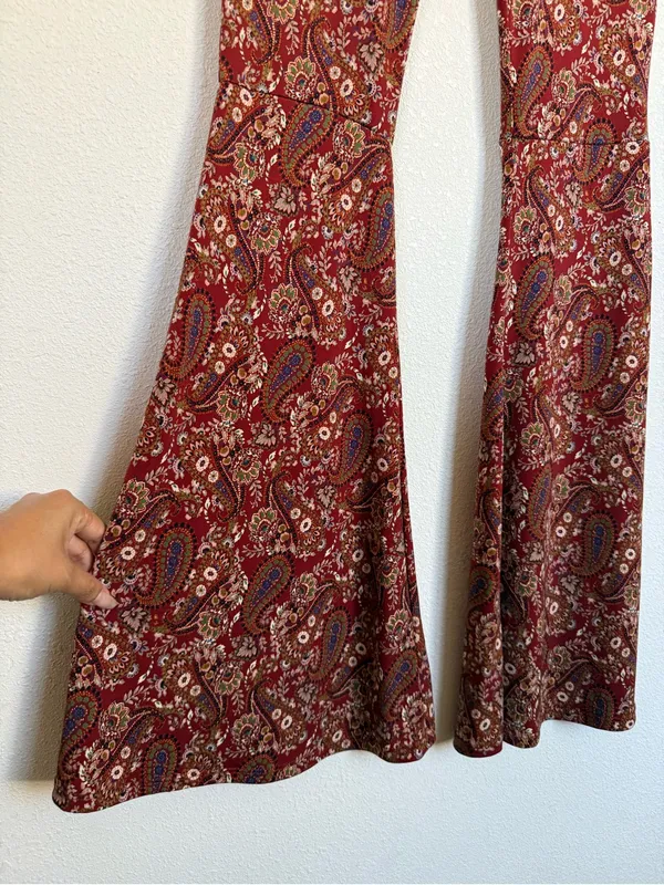 Windsor 2PC Set XS S Rust Paisley Crop Top Wide Leg Flare Pants 70s Halloween - Image 4
