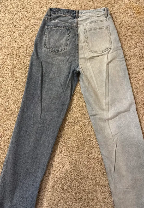 PacSun Two Toned 90s Boyfriend Jeans - Image 3
