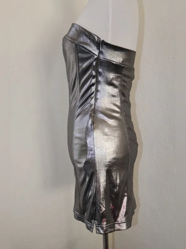 urban outfitter kristy disco metallic silver strapless bodycon mini dress small - Image 5
