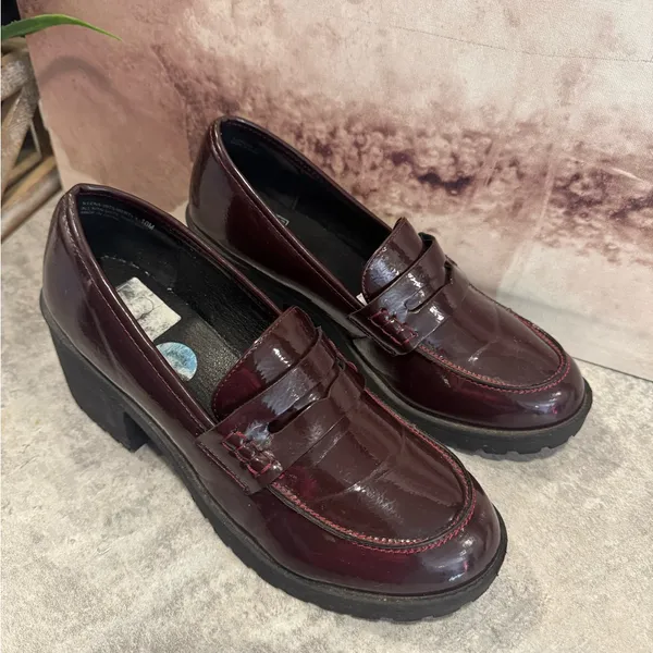 Dirty Laundry Burgundy Patent Faux Leather Chunky Heeled Loafers Women’s Sz 10 - Image 2