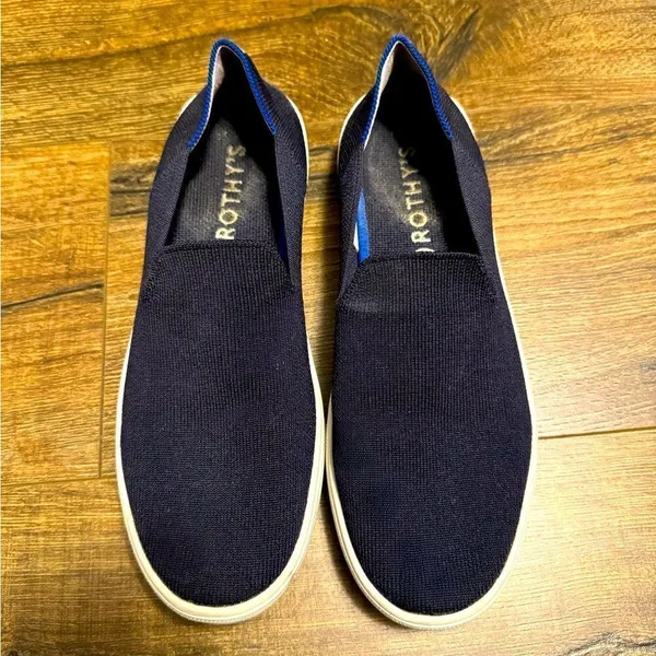 Rothy’s The Original Slip On Sneaker in Black Solid - Image 4