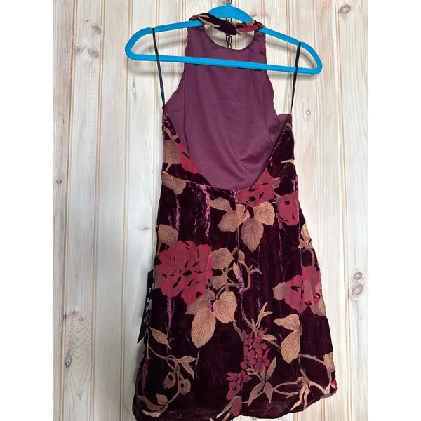 NWT Lulus Delizah Burgundy Floral Burnout Halter Mini Dress Bodycon Party Size S - Image 5