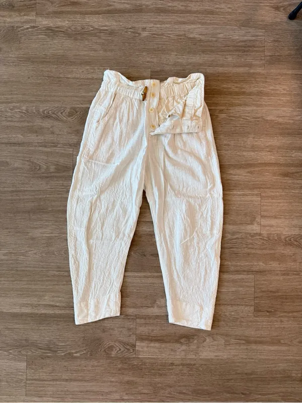 Free People Paradise Toggle Cropped White Pants, Size XS - Image 2