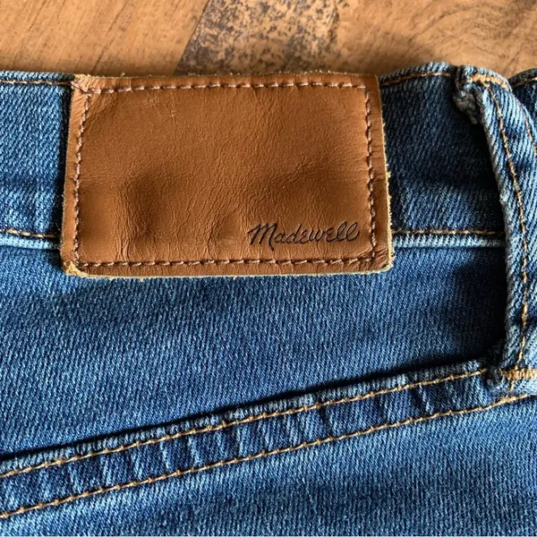 Madewell 10" High-Rise Skinny Stretch Jeans Size 28 Button Fly Frayed Hem - Image 4