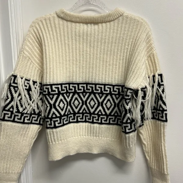 Cream and Black Geometric Pattern Fringed Sweater Size M - Image 2